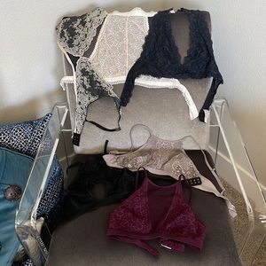 Lot of 6 VS and Free People Intimately Bralettes. In great condition!